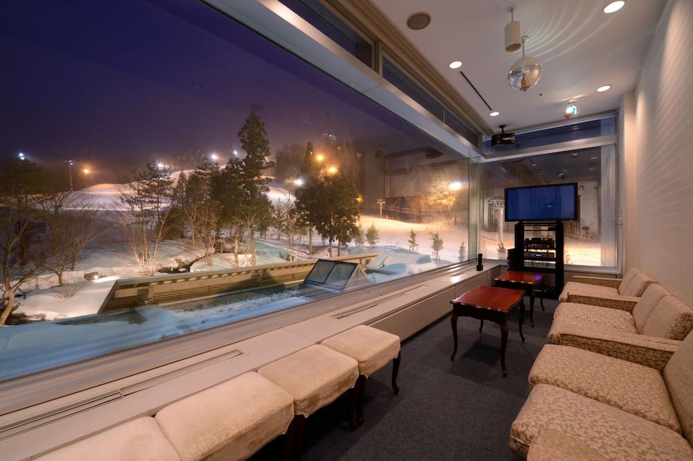 Shizukuishi Prince Hotel Bagian luar foto